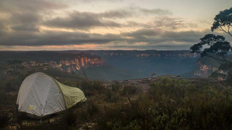 Australian-adventures,-camping-in-the-Blue-Mountains---Vern