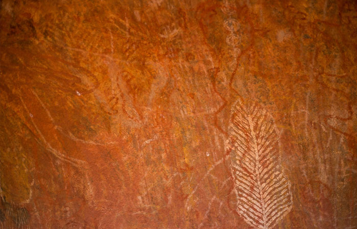 Uluru-rock-paintings---Lucy-Piper
