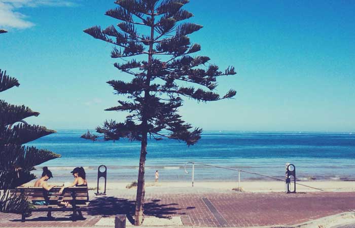 Adelaide-Henley-Beach---Michelle-Robinson