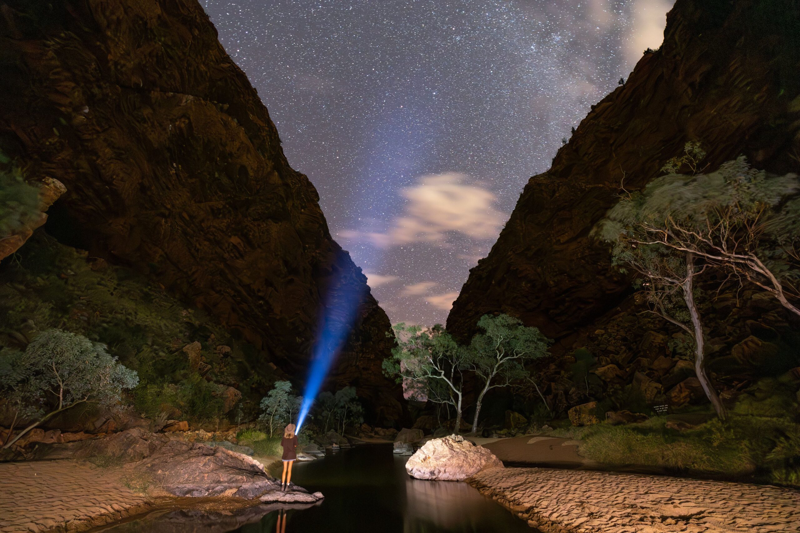 Uluru Tour with Kings Canyon & MacDonnell Ranges Astronomy